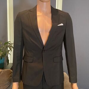 Men’s Black 2 Piece Slim Fit Suit One Button Size 32 Jacket 31 Pant NWT